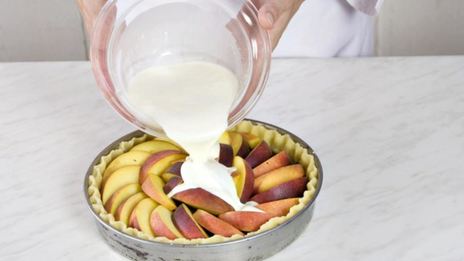 персиковый торт с шоколадной начинкой