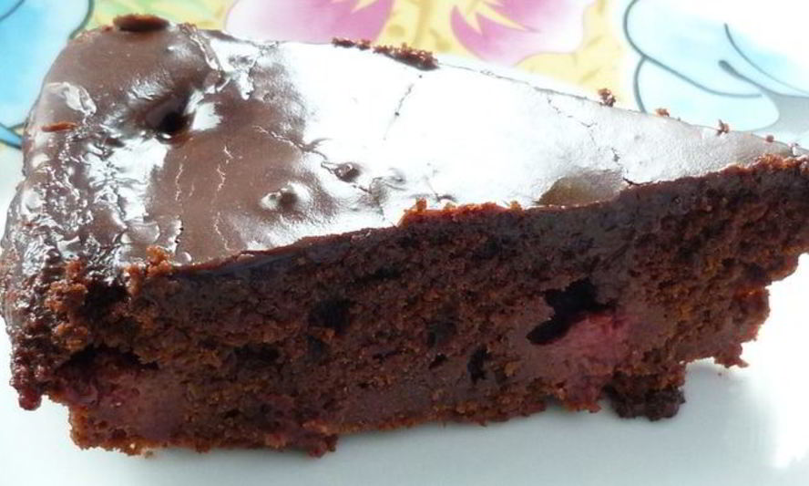 Рецепт шоколадного торта с малиной