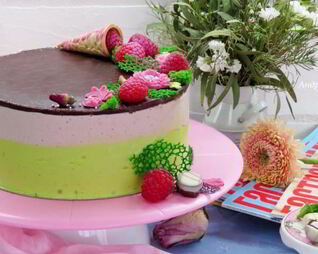 Торт Птичье молоко Малина-Фисташка-Роза