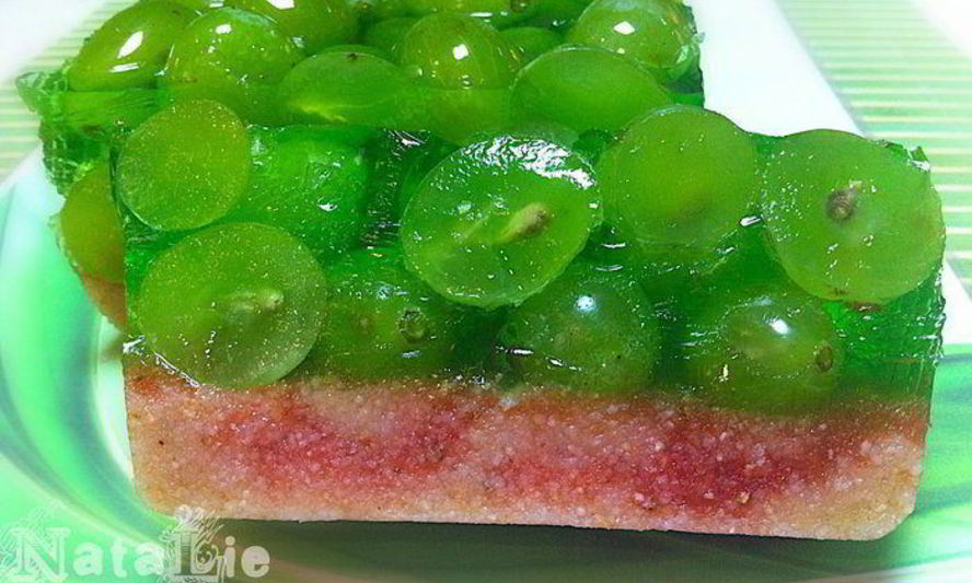 Рецепт торта-желе с виноградом