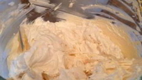 тыквенный торт с карамелью и орехами