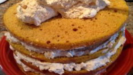 тыквенный торт с карамелью и орехами