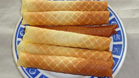 хрустящие вафельные трубочки в вафельнице