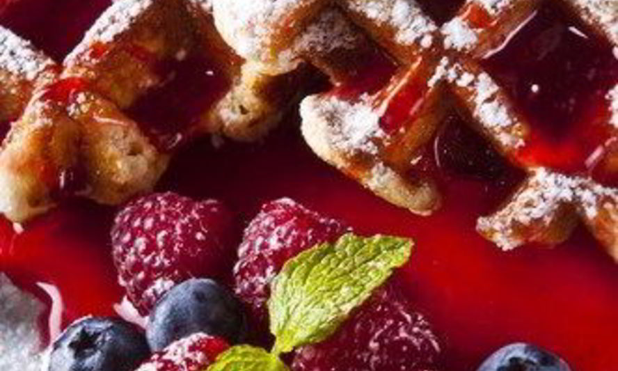 Рецепт рождественских вафель с черникой