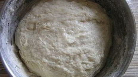 ванильные рулетики на хмелевой закваске