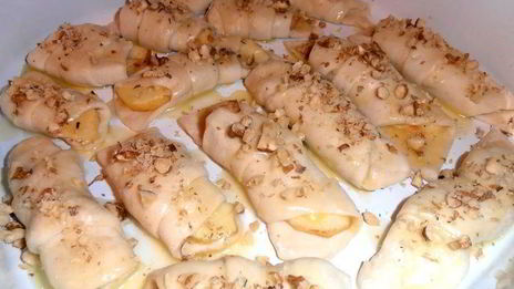 яблочные слойки в лимонадной карамели