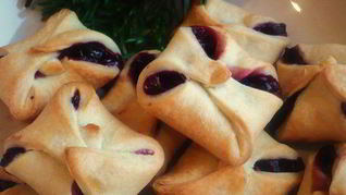 Ягодные конвертики из особого слоеного теста