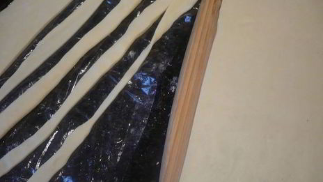 ягодные конвертики из особого слоеного теста