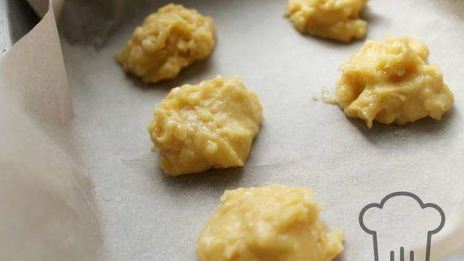 домашние профитроли с начинкой из вишен