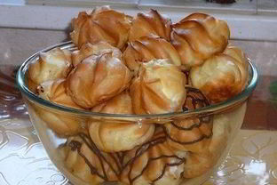 Домашние профитроли с заварным кремом