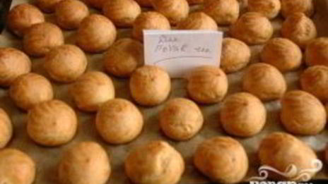 елочка из профитролей