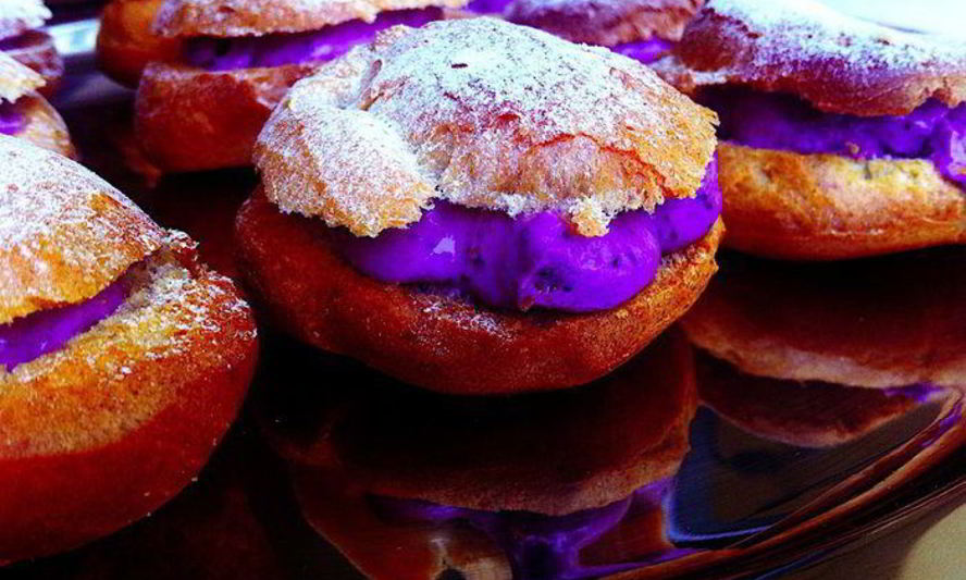 Рецепт профитролей с черничным кремом