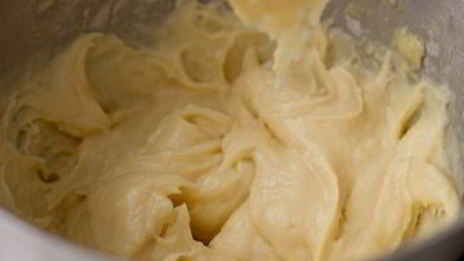 профитроли с острым куриным салатом