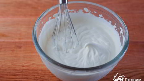 профитроли с пармезаном и муссом из форели