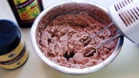 профитроли с ромовой начинкой