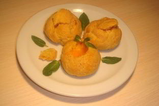 Профитроли с яйцом