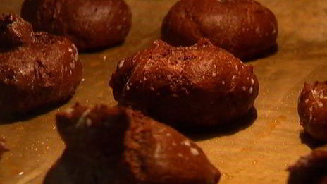 шоколадные эклеры