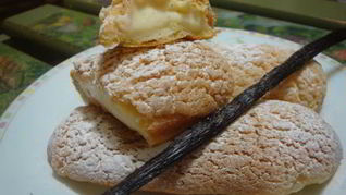 Ванильные эклеры