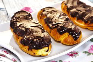 Эклеры из заварного теста с кремом