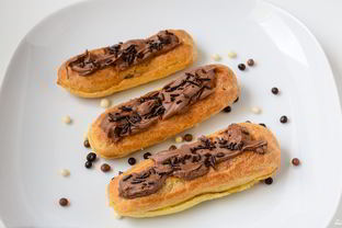 Эклеры с шоколадным кремом