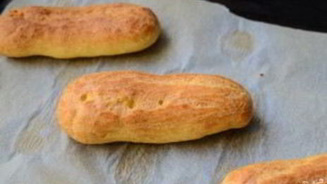 эклеры с шоколадным кремом