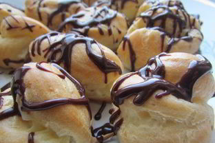 Эклеры с заварным кремом из пломбира