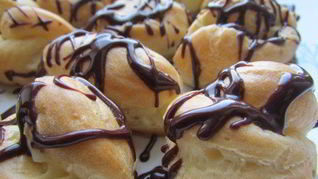 Эклеры с заварным кремом из пломбира