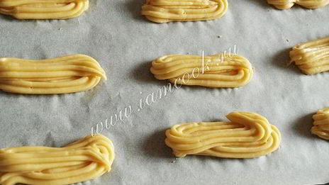 эклеры со сгущенкой