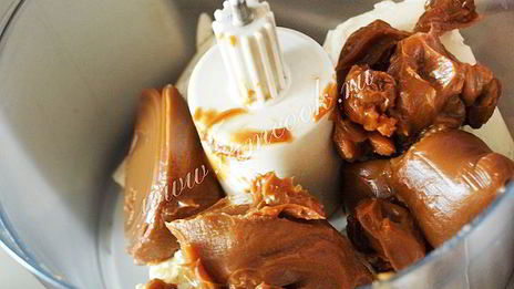 эклеры со сгущенкой