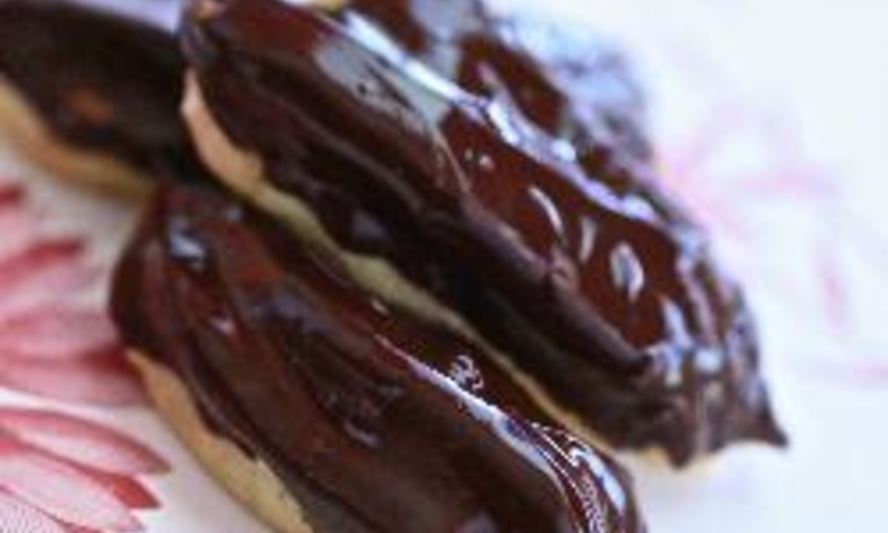 Рецепт эклеров со взбитыми сливками