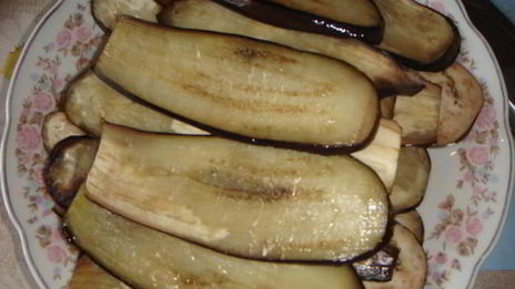 запеченные конвертики из баклажанов