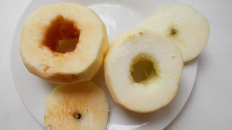 запеченные яблоки в тесте