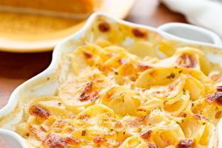 Картофельная запеканка с печенью и изюмом