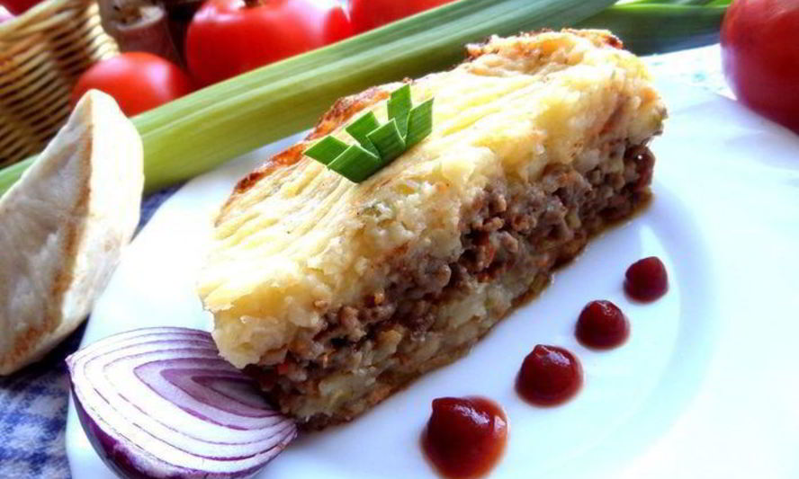 Рецепт картофельной запеканки с сельдереем и фаршем
