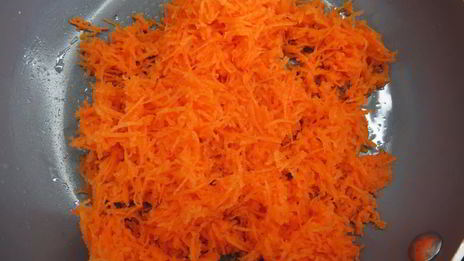 разноцветная запеканка с куриным фаршем