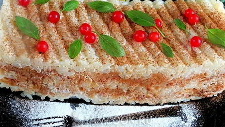 рисовая запеканка с яблоками и корицей
