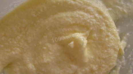 яблочная запеканка с изюмом на пару