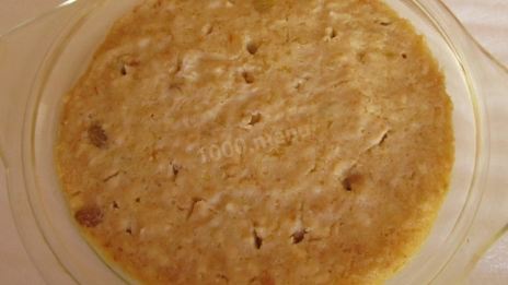 яблочная запеканка с изюмом на пару