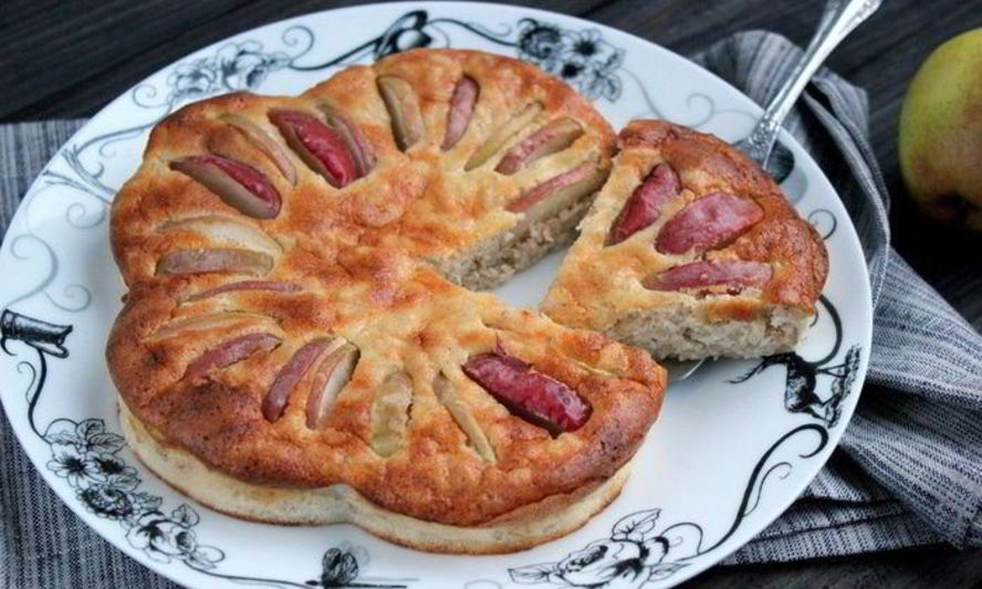 Рецепт запеканки из домашнего творога и бурого риса с яблоками