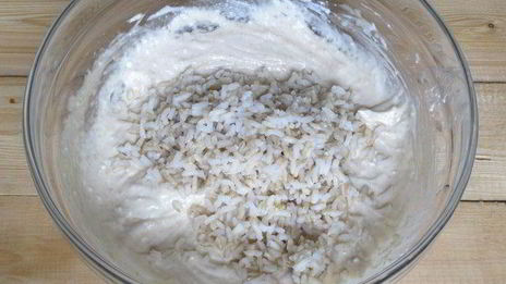 запеканка из домашнего творога и бурого риса с яблоками