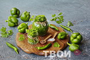 Аджика из зеленого перца