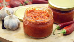 Аджика острая на зиму