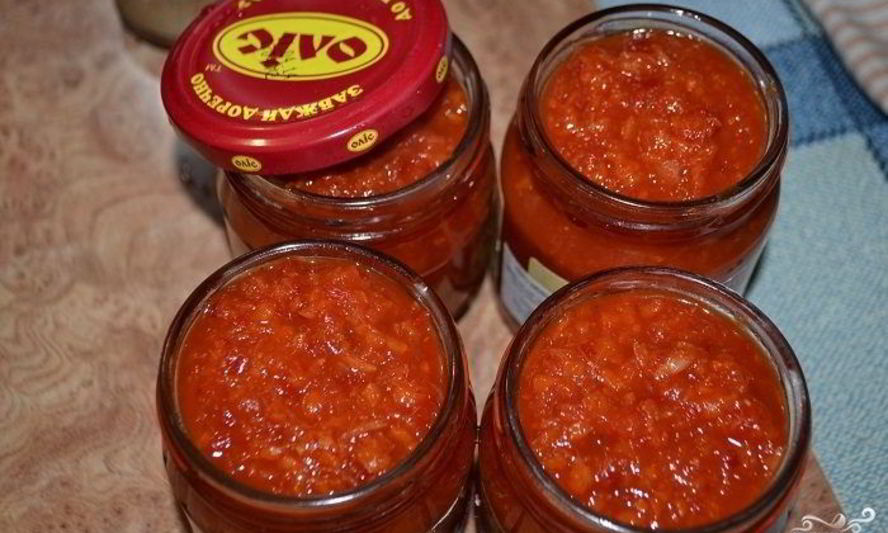 Рецепт аджики острой с яблоками