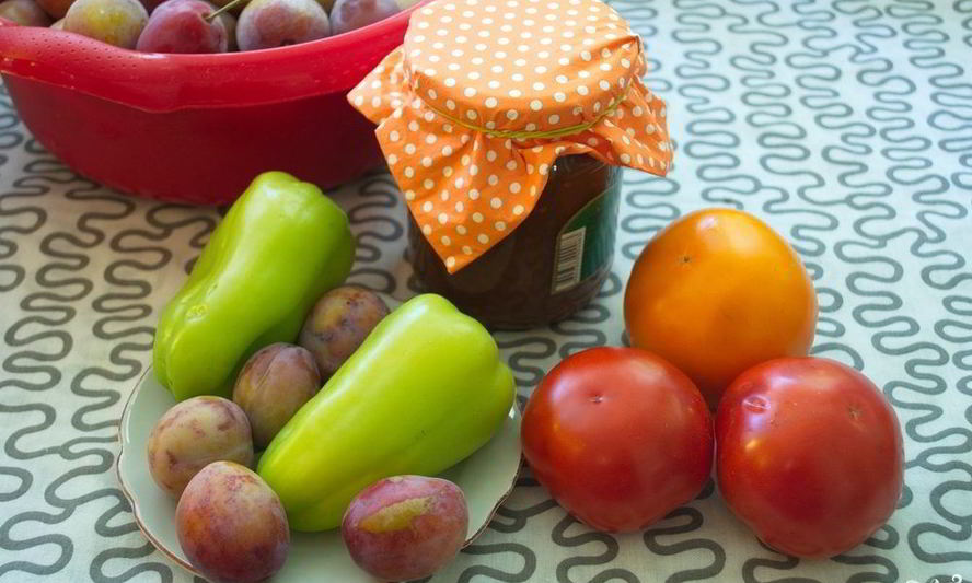 Рецепт аджики со сливами на зиму