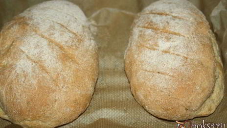 ароматный хлеб с цельнозерновой мукой и сухой кавказской аджикой ночного брожения