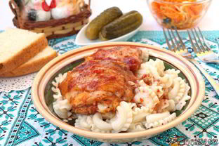 Куриные бедрышки запеченные с аджикой