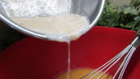 булочки с абрикосовым джемом