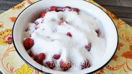 джем из клубники 5-минутка