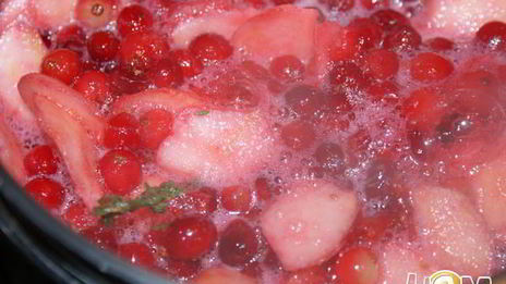 клюквенно-яблочный джем с тимьяном