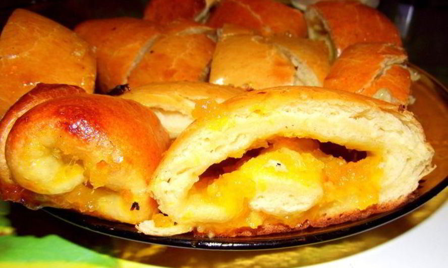 Рецепт нежного рулета с джемом